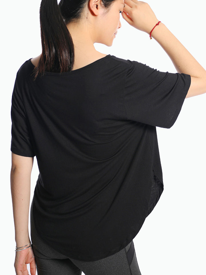 Loose-Fit Yoga and Sports Cover-Up Top